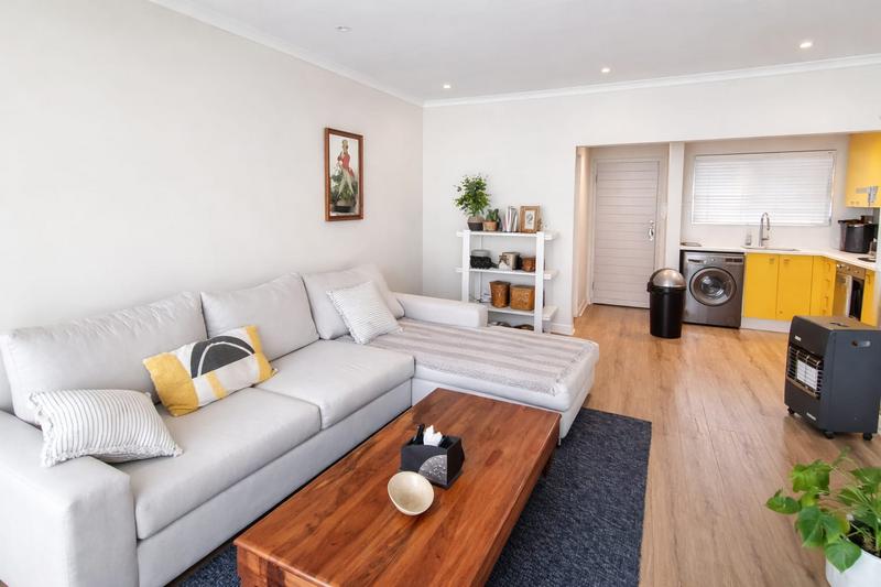 1 Bedroom Property for Sale in Green Point Western Cape
